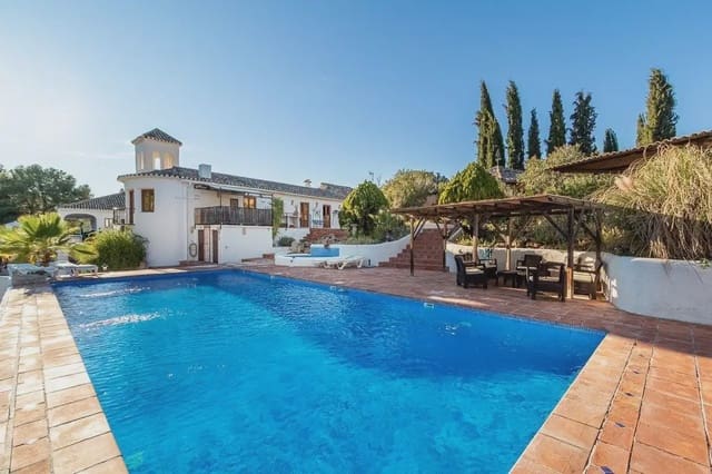 Finca/Casa Rural en Alcaudete en venta con piscina garaje - 1.190.000 € (Ref: 9837645)