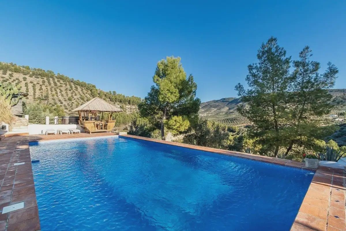 Finca/Casa Rural en Alcaudete en venta con piscina garaje - 1.190.000 € (Ref: 9837645)