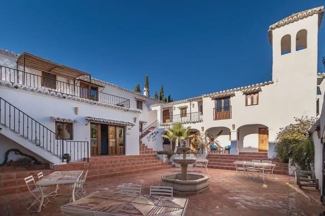 Finca/Casa Rural en Alcaudete en venta con piscina garaje - 1.190.000 € (Ref: 9837645)