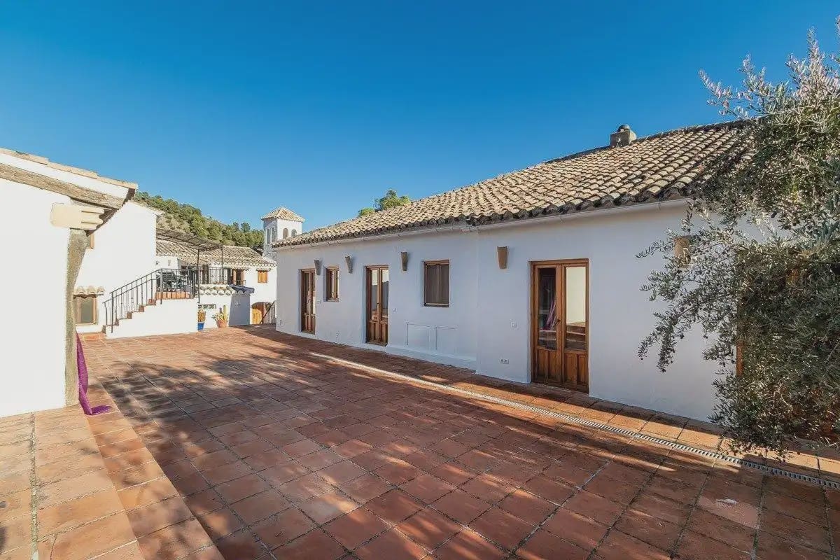 Finca/Casa Rural en Alcaudete en venta con piscina garaje - 1.190.000 € (Ref: 9837645)