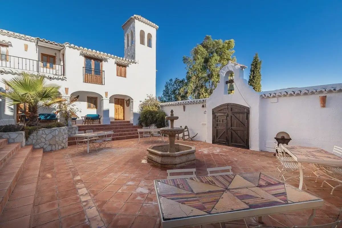 Finca/Casa Rural en Alcaudete en venta con piscina garaje - 1.190.000 € (Ref: 9837645)