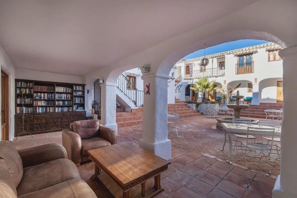 Finca/Casa Rural en Alcaudete en venta con piscina garaje - 1.190.000 € (Ref: 9837645)