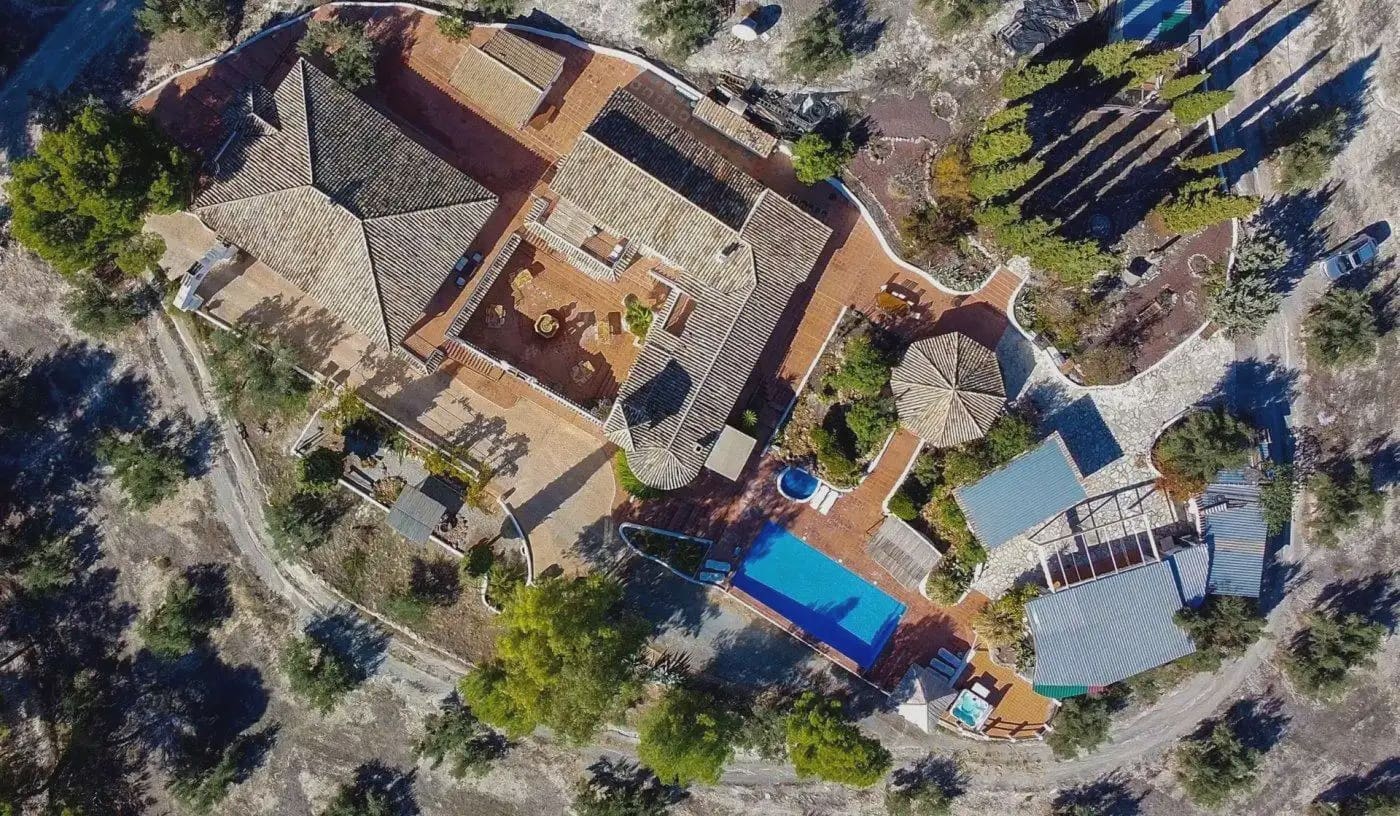 Finca/Casa Rural en Alcaudete en venta con piscina garaje - 1.190.000 € (Ref: 9837645)