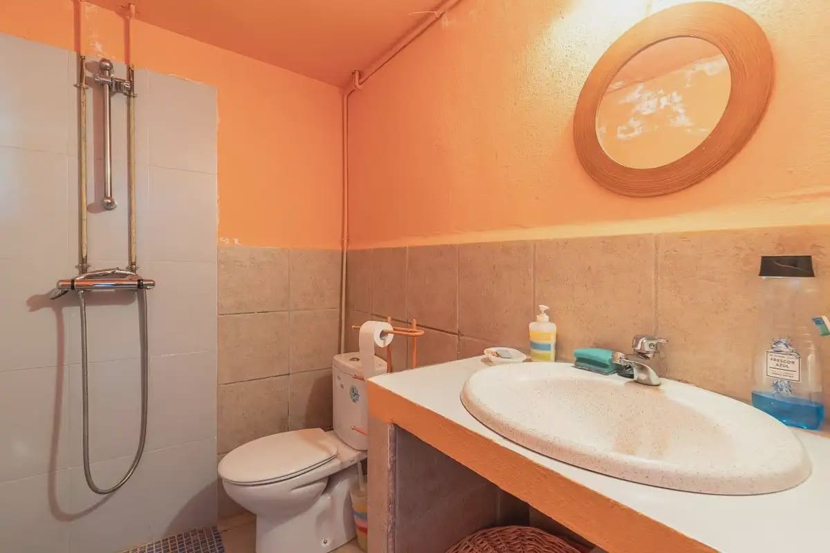 Villa zu verkaufen in Pinos Genil mit Pool Garage - 380.000 € (Ref: 9837646)