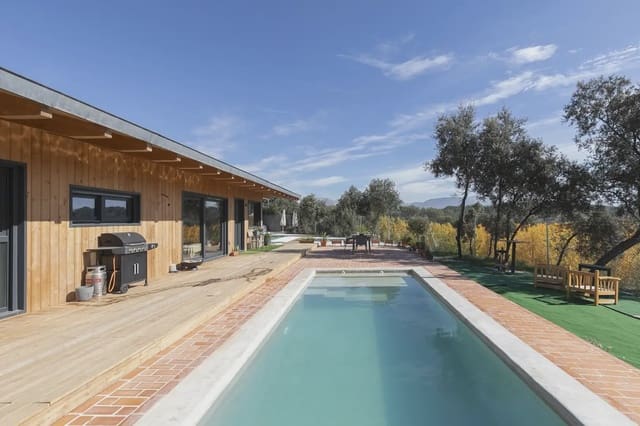 2 soveværelse Villa til salg i Atarfe med swimmingpool - € 393.000 (Ref: 9837648)