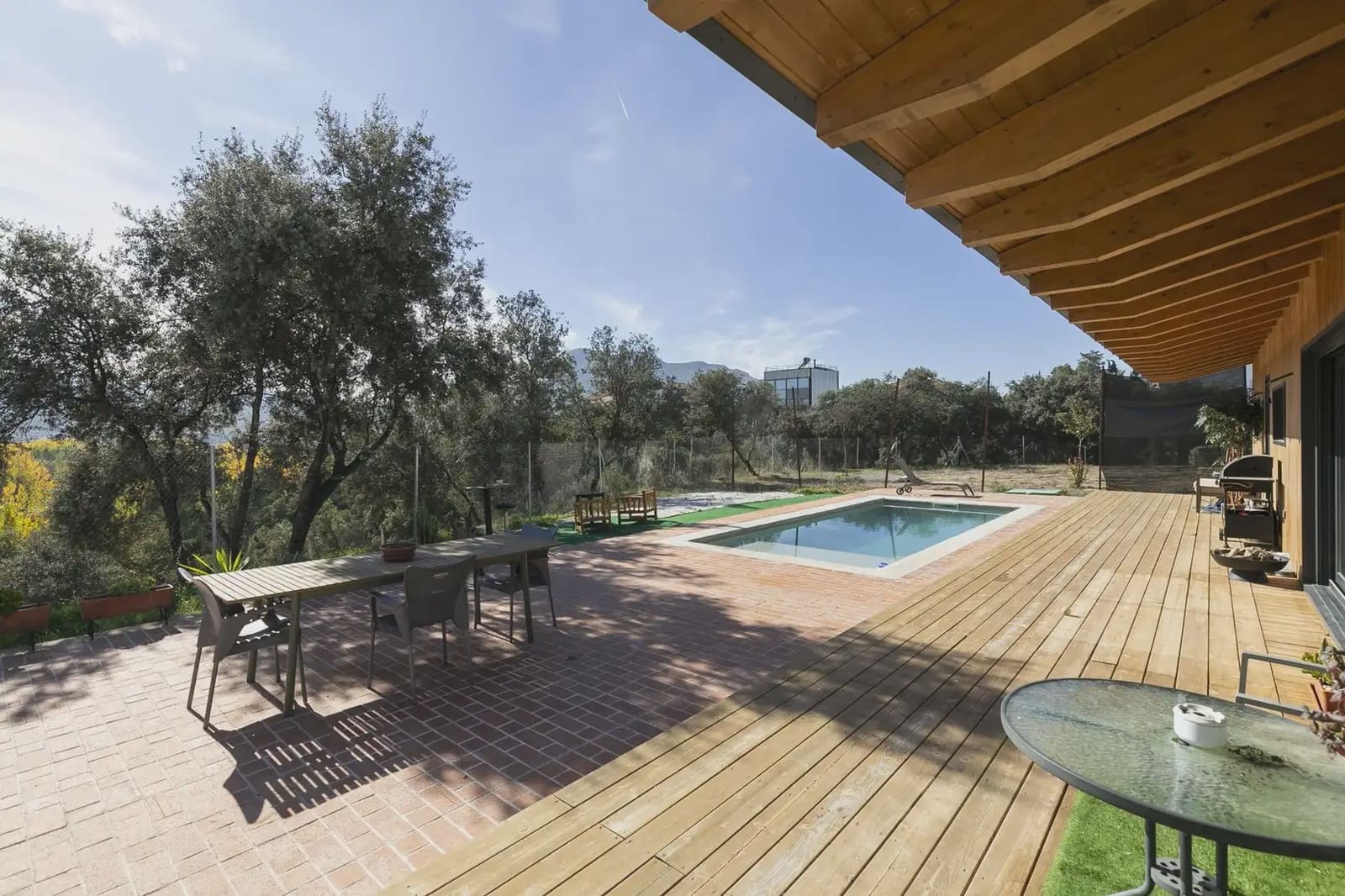 2 soveværelse Villa til salg i Atarfe med swimmingpool - € 393.000 (Ref: 9837648)