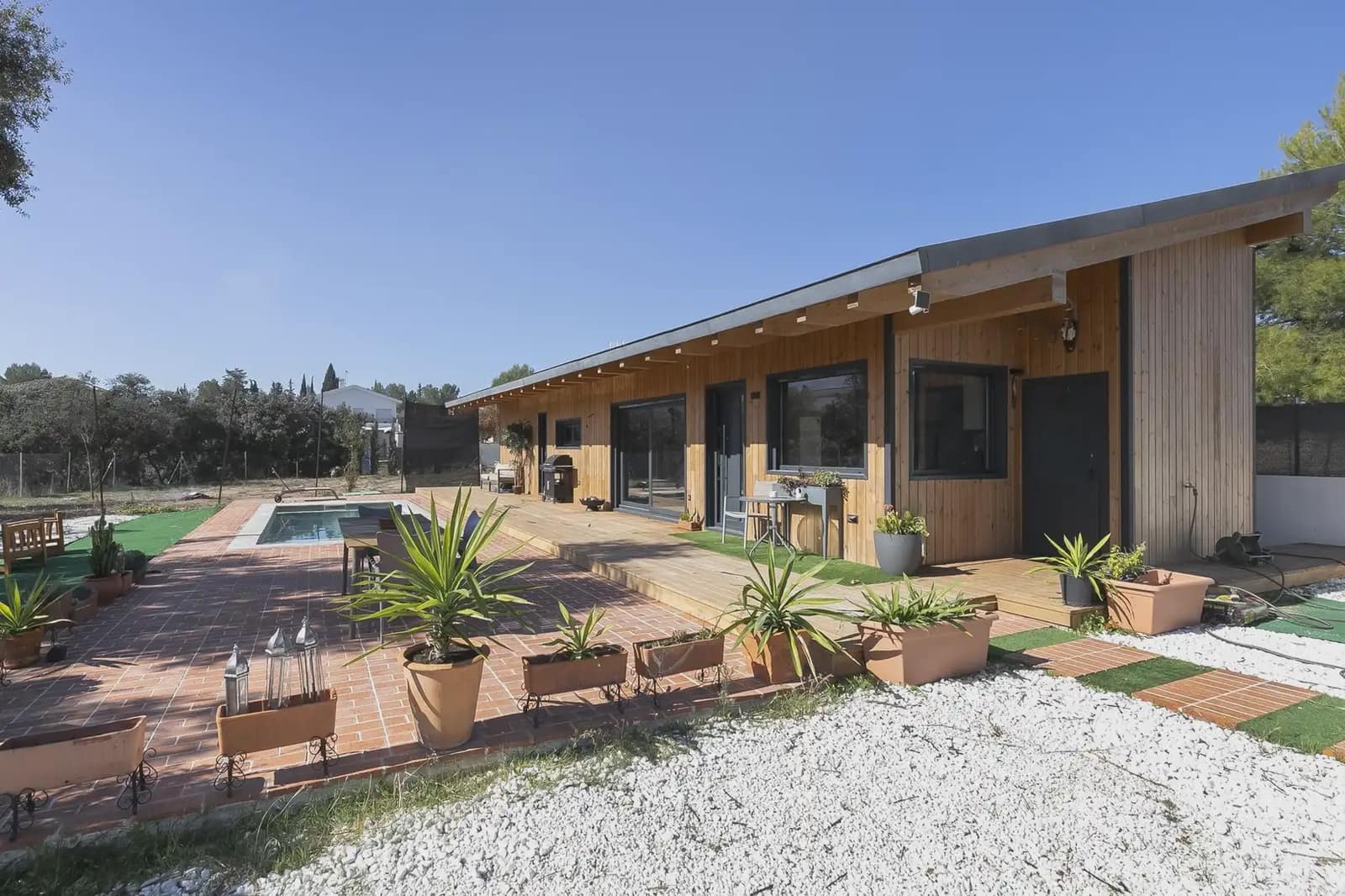 2 soveværelse Villa til salg i Atarfe med swimmingpool - € 393.000 (Ref: 9837648)