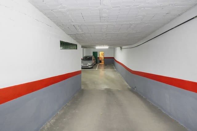 Garage for sale in Figares, Granada city - € 40,000 (Ref: 9837650)