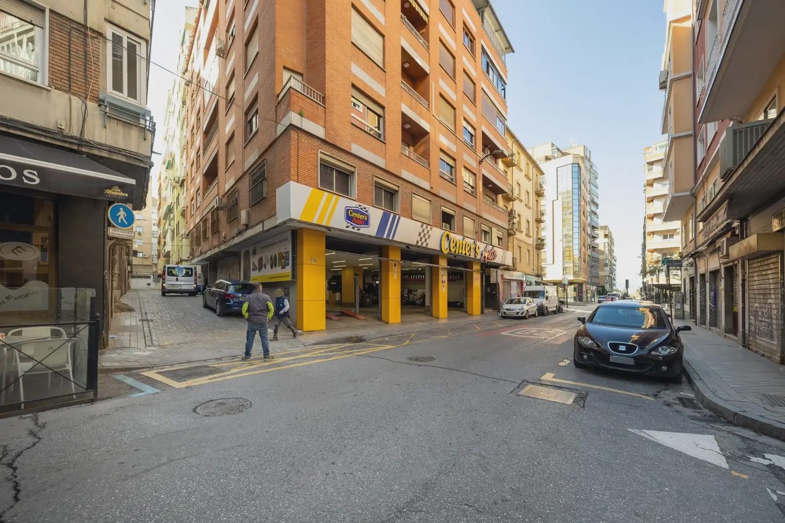 Garage for sale in Granada city - € 40,000 (Ref: 9837650)
