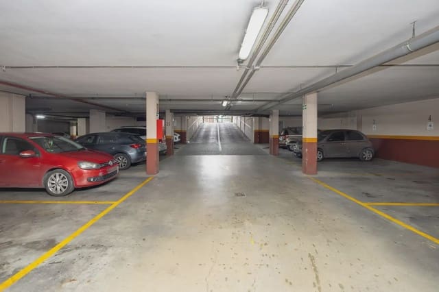 Garage for sale in Camino de Ronda - Rosaleda, Granada city - € 46,000 (Ref: 9837651)