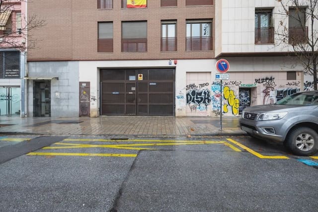 Garage for sale in Camino de Ronda - Rosaleda, Granada city - € 46,000 (Ref: 9837651)
