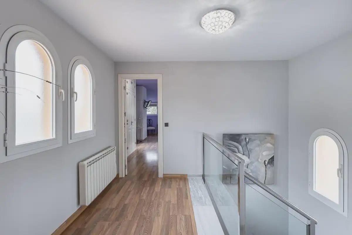 Villa te koop in Alhendin met zwembad garage - € 390.000 (Ref: 9837653)