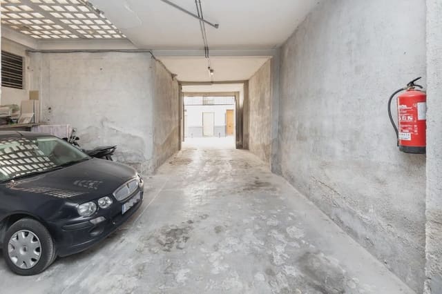 Garage for sale in San Matías - Realejo, Granada city - € 40,000 (Ref: 9837654)