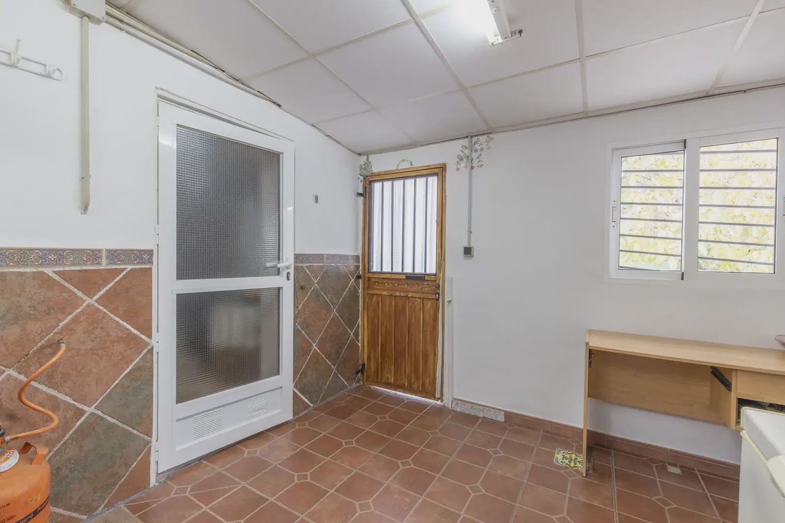 Finca/Landehus til salg i Huetor Tajar med garage - € 240.000 (Ref: 9837655)