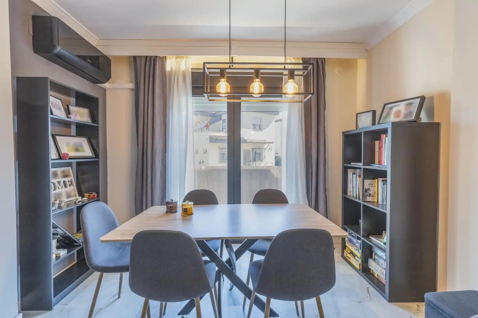 Flat for sale in Gojar with pool - € 195,000 (Ref: 9837657)