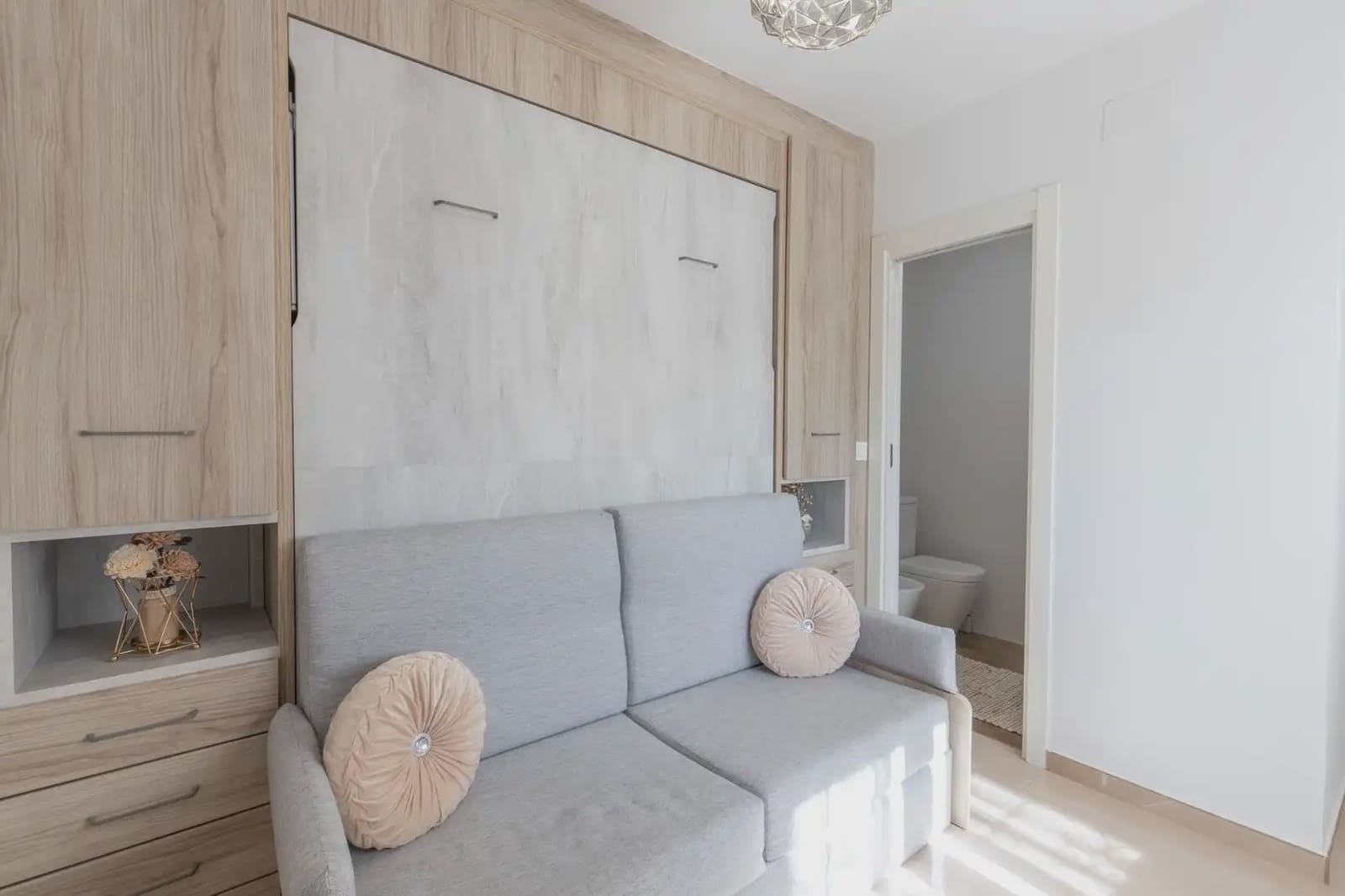 Dom blizniak na sprzedaż w Peligros z garażem - 395 000 € (Ref: 9837658)