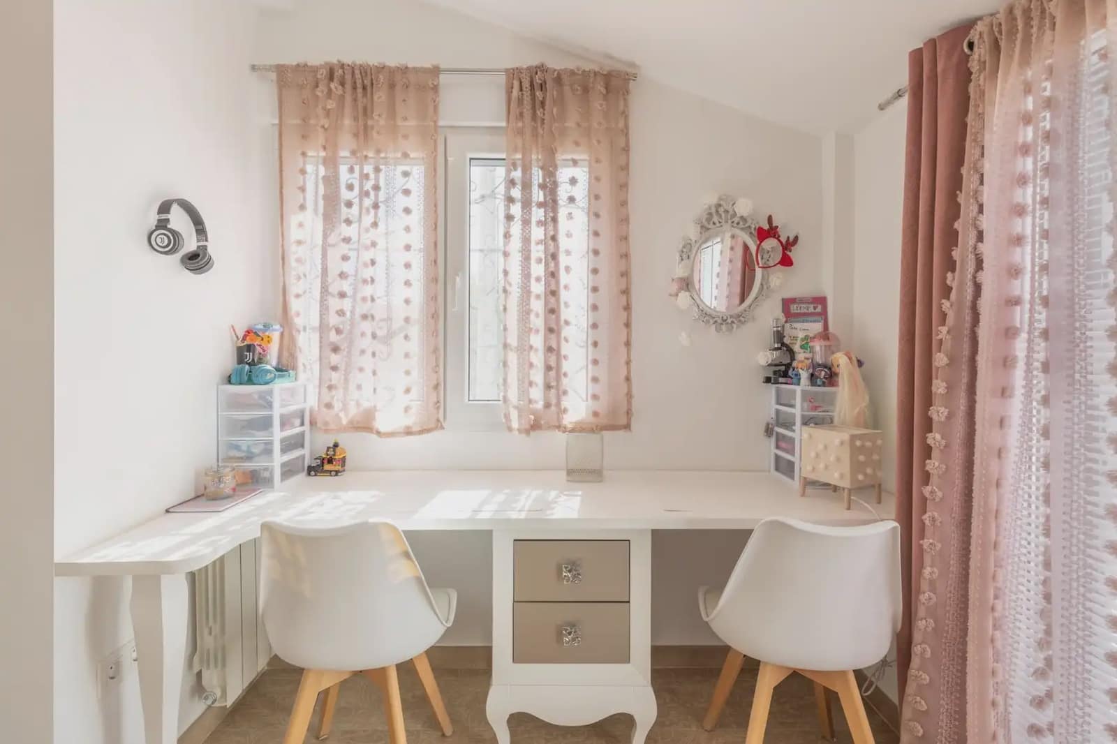 Dom blizniak na sprzedaż w Peligros z garażem - 395 000 € (Ref: 9837658)
