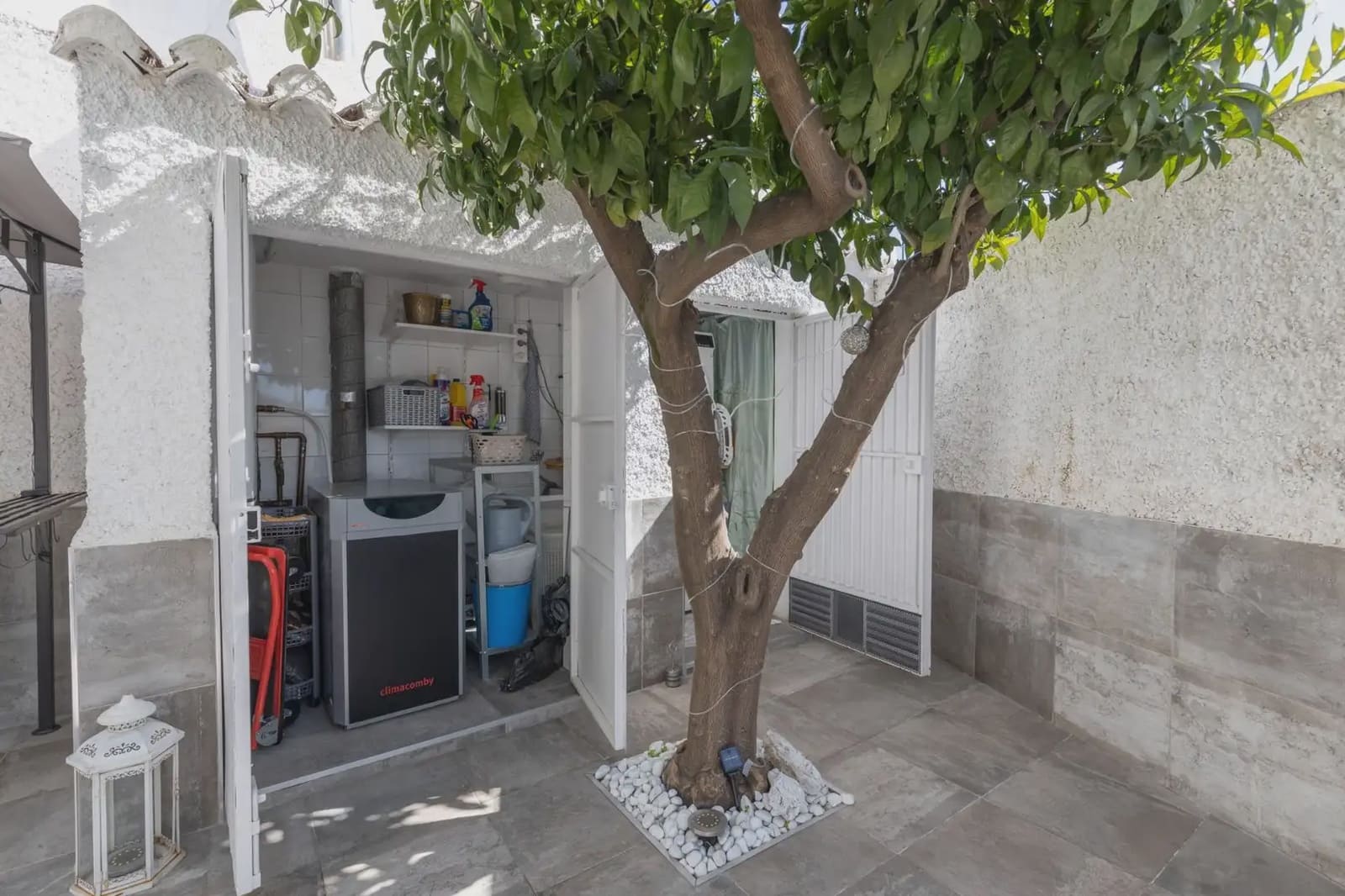 Dom blizniak na sprzedaż w Peligros z garażem - 395 000 € (Ref: 9837658)