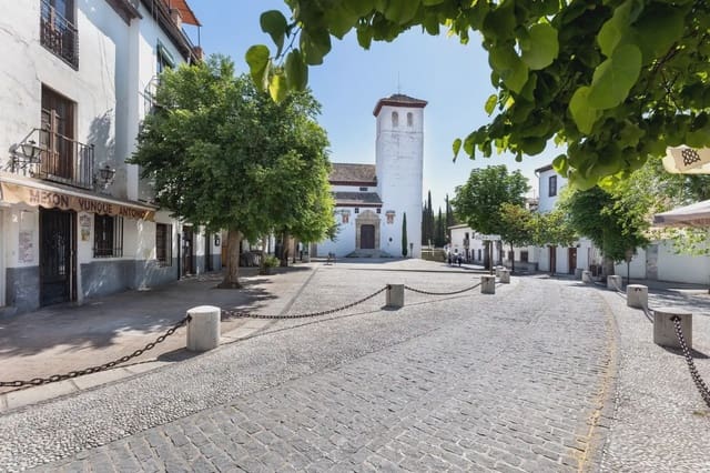 1 slaapkamer Flat te koop in Albaicin, Granada stad - € 165.000 (Ref: 9837659)