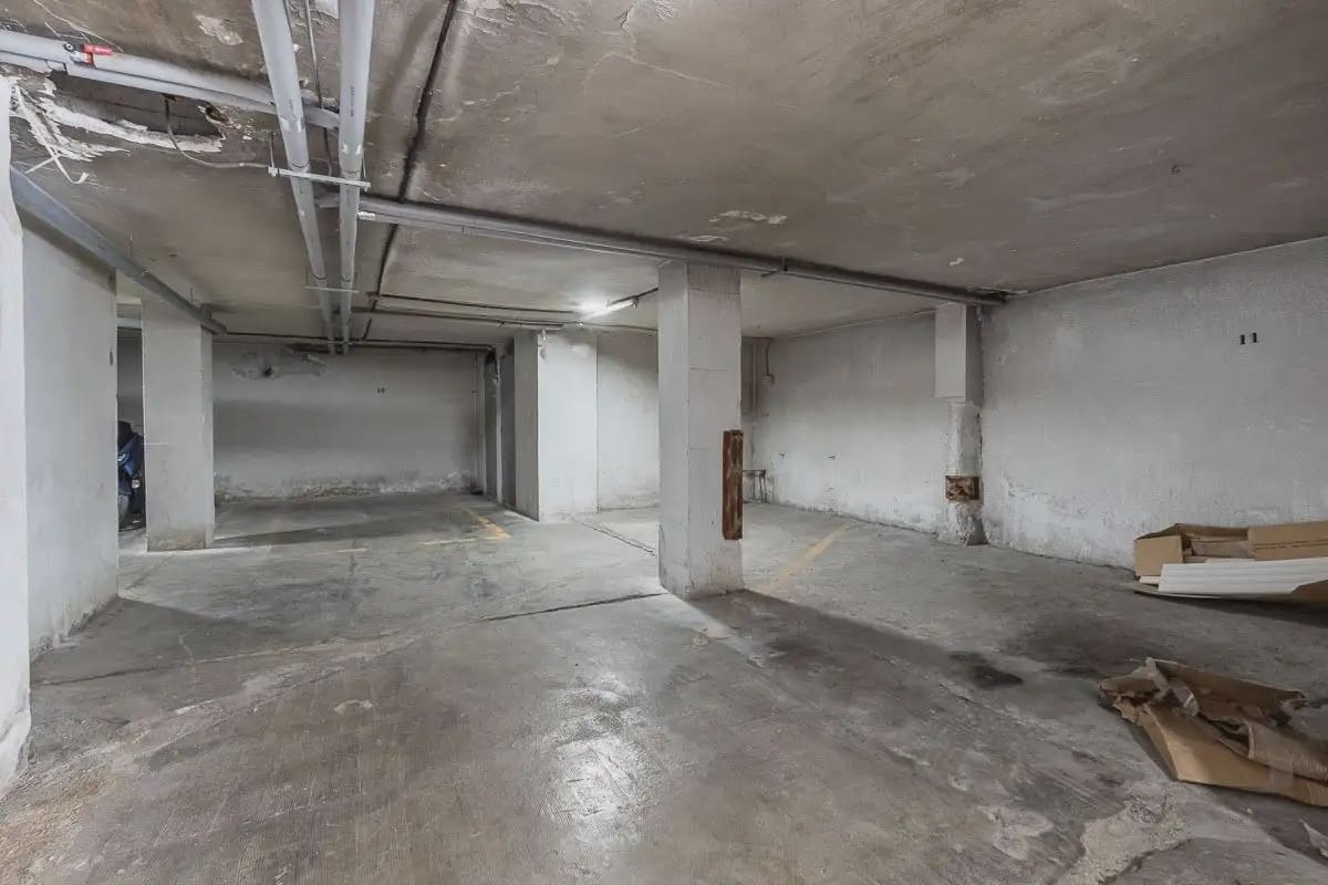 Lägenhet till salu i Granada stad med garage - 420 000 € (Ref: 9837660)