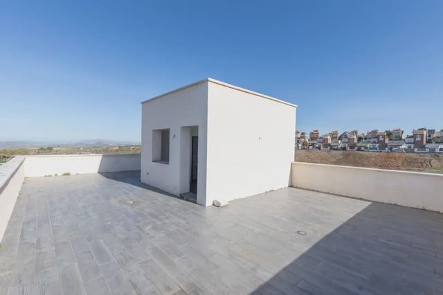 Villa til salgs i Dílar med svømmebasseng garasje - € 310 000 (Ref: 9837661)