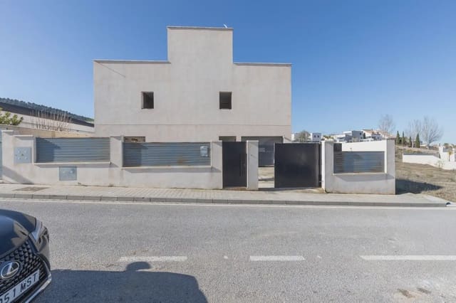 Villa til salgs i Dílar med svømmebasseng garasje - € 310 000 (Ref: 9837661)