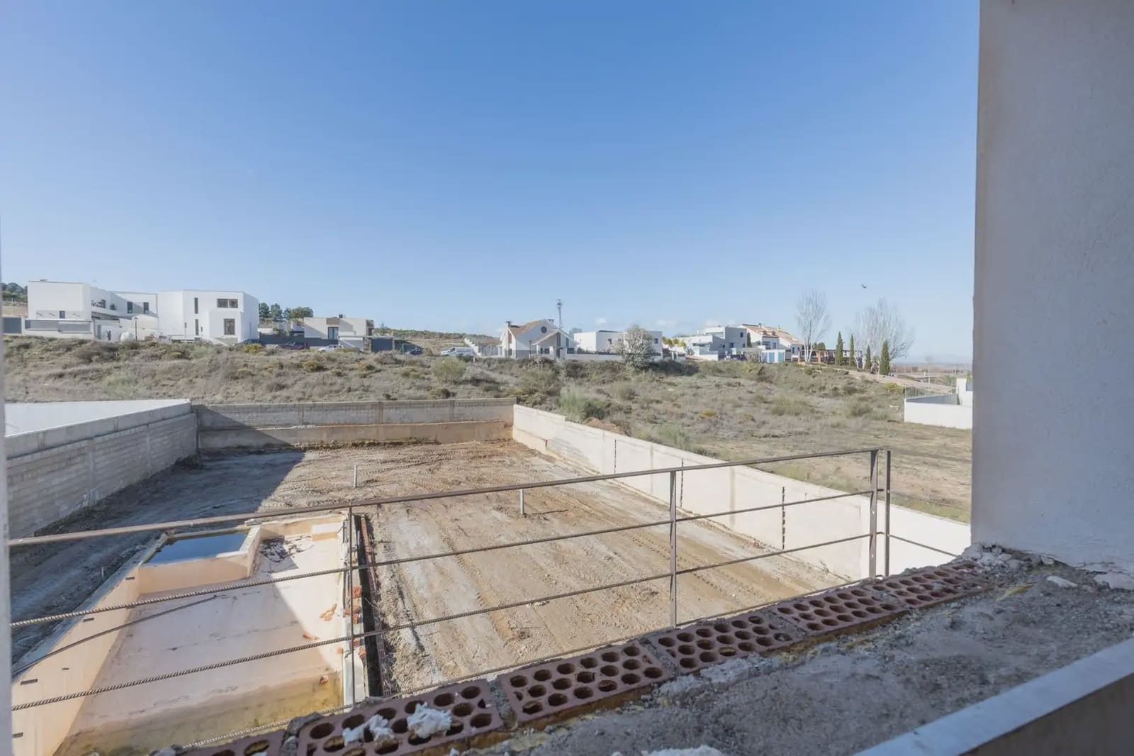 Villa for sale in Dilar with pool garage - € 310,000 (Ref: 9837661)