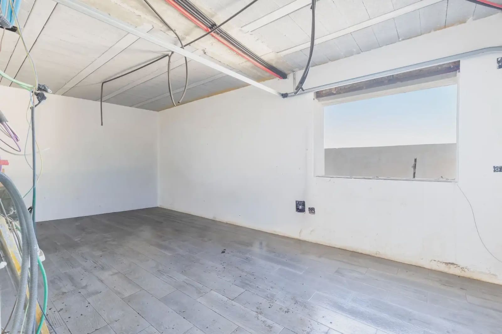Villa for sale in Dilar with pool garage - € 310,000 (Ref: 9837661)