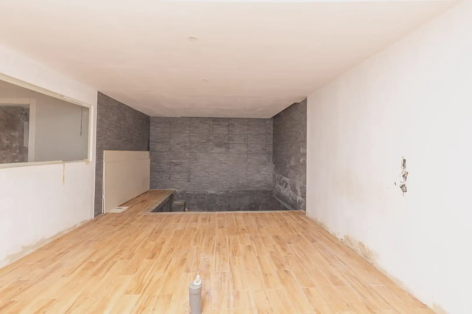 Villa for sale in Dilar with pool garage - € 310,000 (Ref: 9837661)