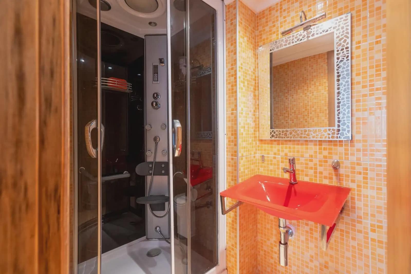 Townhouse for sale in Almunecar - € 420,000 (Ref: 9837663)