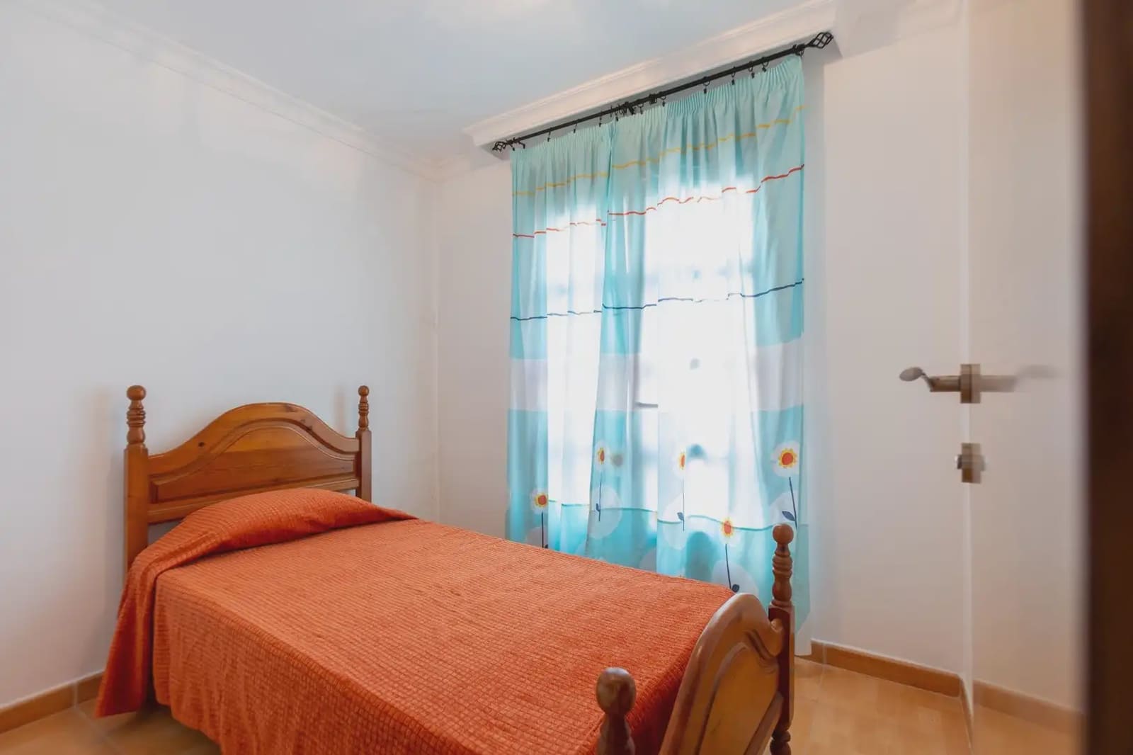 Townhouse for sale in Almunecar - € 420,000 (Ref: 9837663)