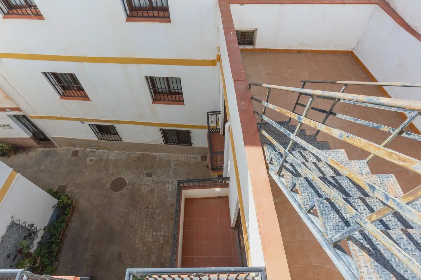 Townhouse for sale in Almunecar - € 420,000 (Ref: 9837663)