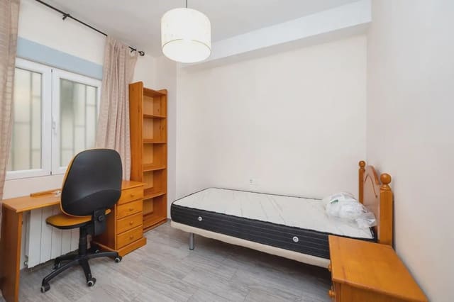 Mieszkanie na sprzedaż w Camino de Ronda - Rosaleda, Miasto Grenada - 310 000 € (Ref: 9837664)