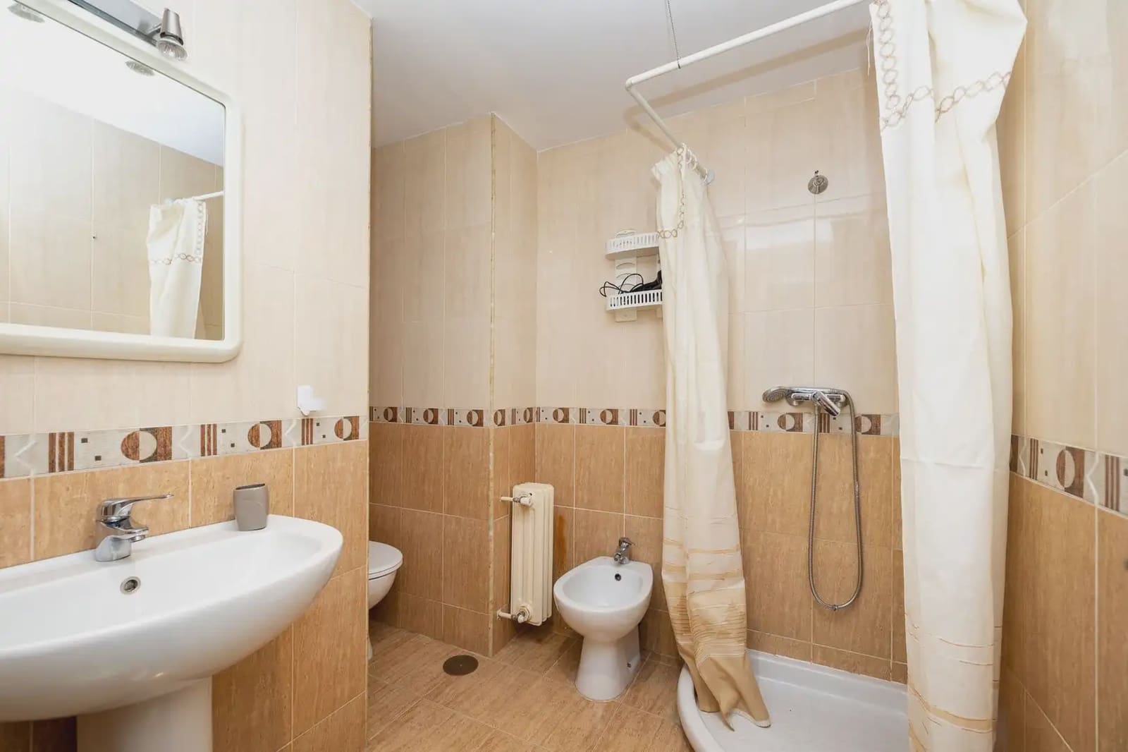Mieszkanie na sprzedaż w Miasto Grenada - 310 000 € (Ref: 9837664)