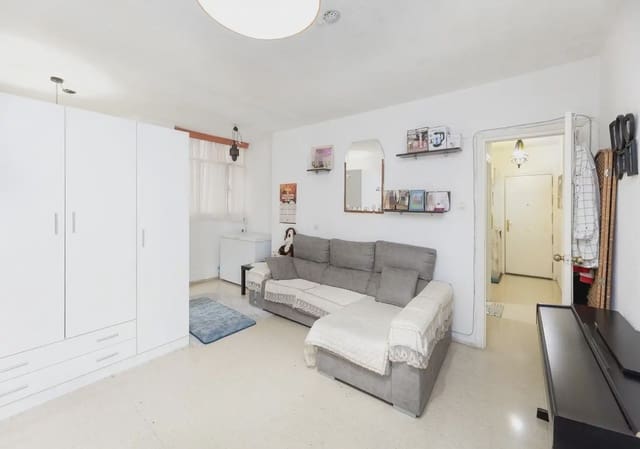 Mieszkanie na sprzedaż w Camino de Ronda - Rosaleda, Miasto Grenada - 208 000 € (Ref: 9837665)