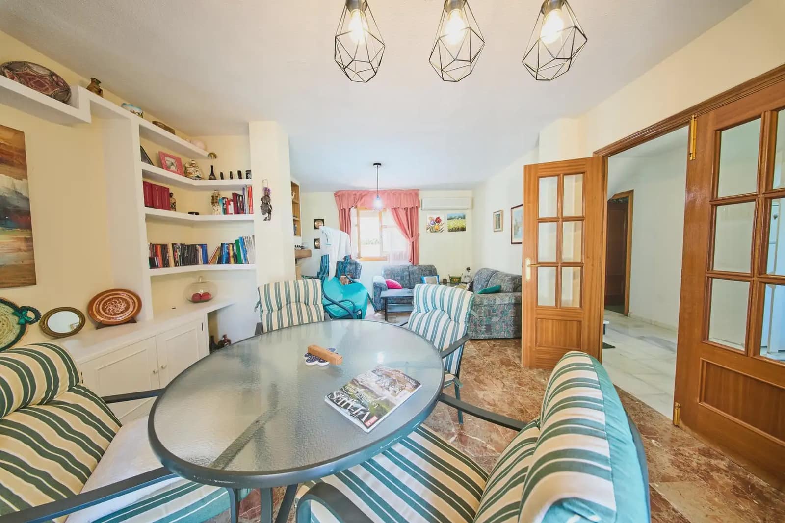3 Zimmer Villa zu verkaufen in Otura - 244.000 € (Ref: 9837666)