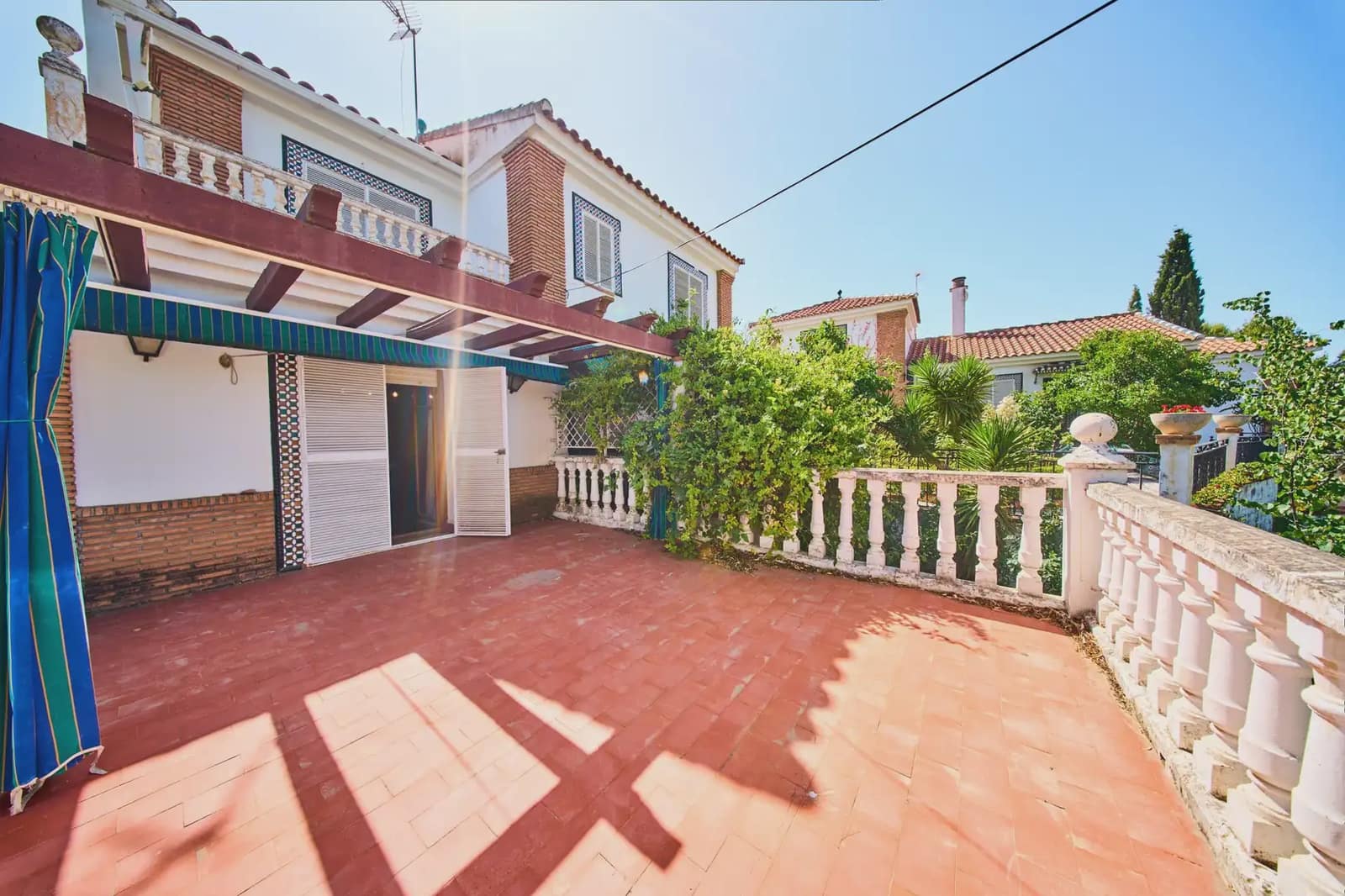 3 Zimmer Villa zu verkaufen in Otura - 244.000 € (Ref: 9837666)