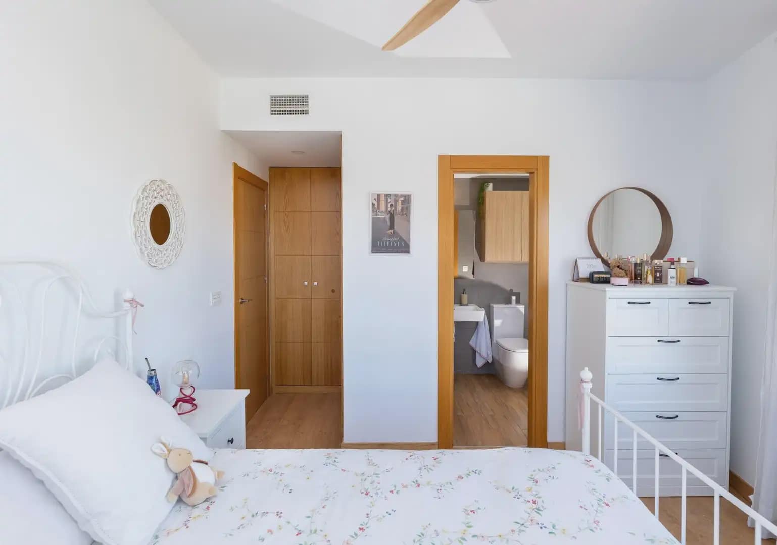 Lejlighed til salg i Granada by med swimmingpool garage - € 425.000 (Ref: 9837668)