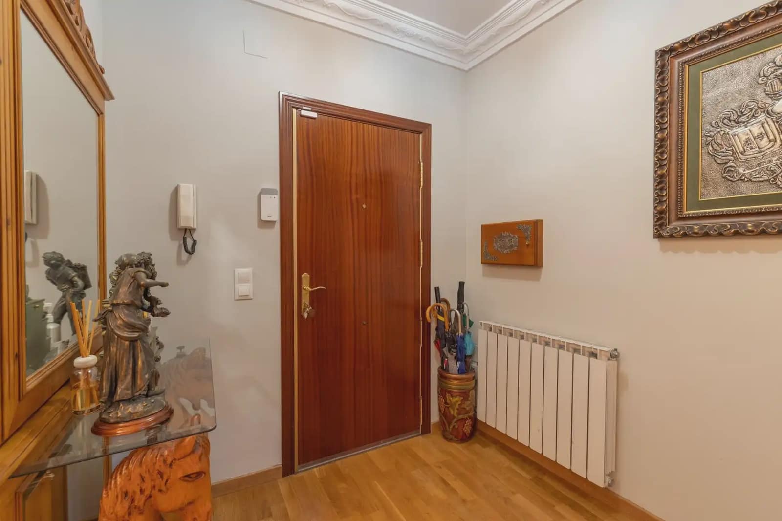Semi-detached Villa for sale in Cajar with garage - € 242,000 (Ref: 9837669)