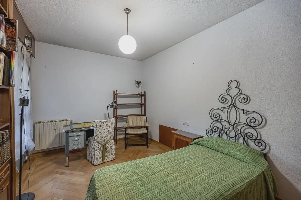 Leilighet til salgs i Granada by med garasje - € 385 000 (Ref: 9837670)