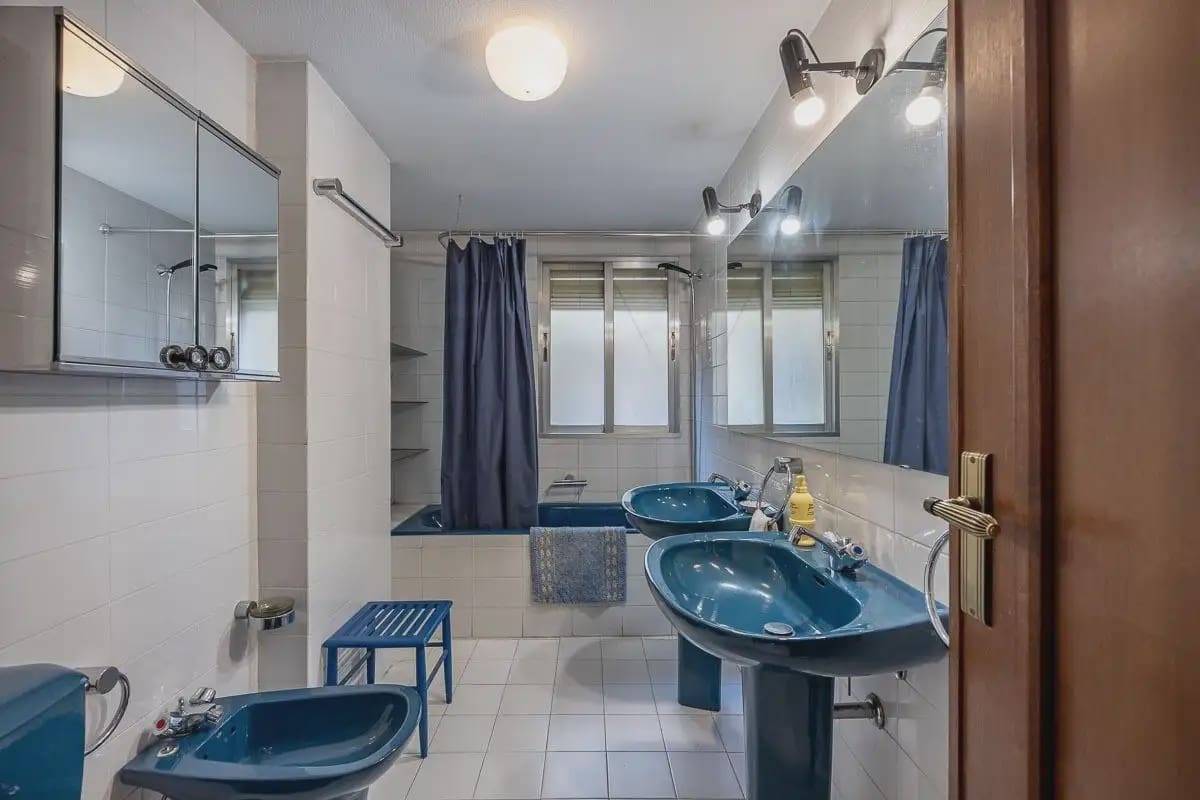 Leilighet til salgs i Granada by med garasje - € 385 000 (Ref: 9837670)