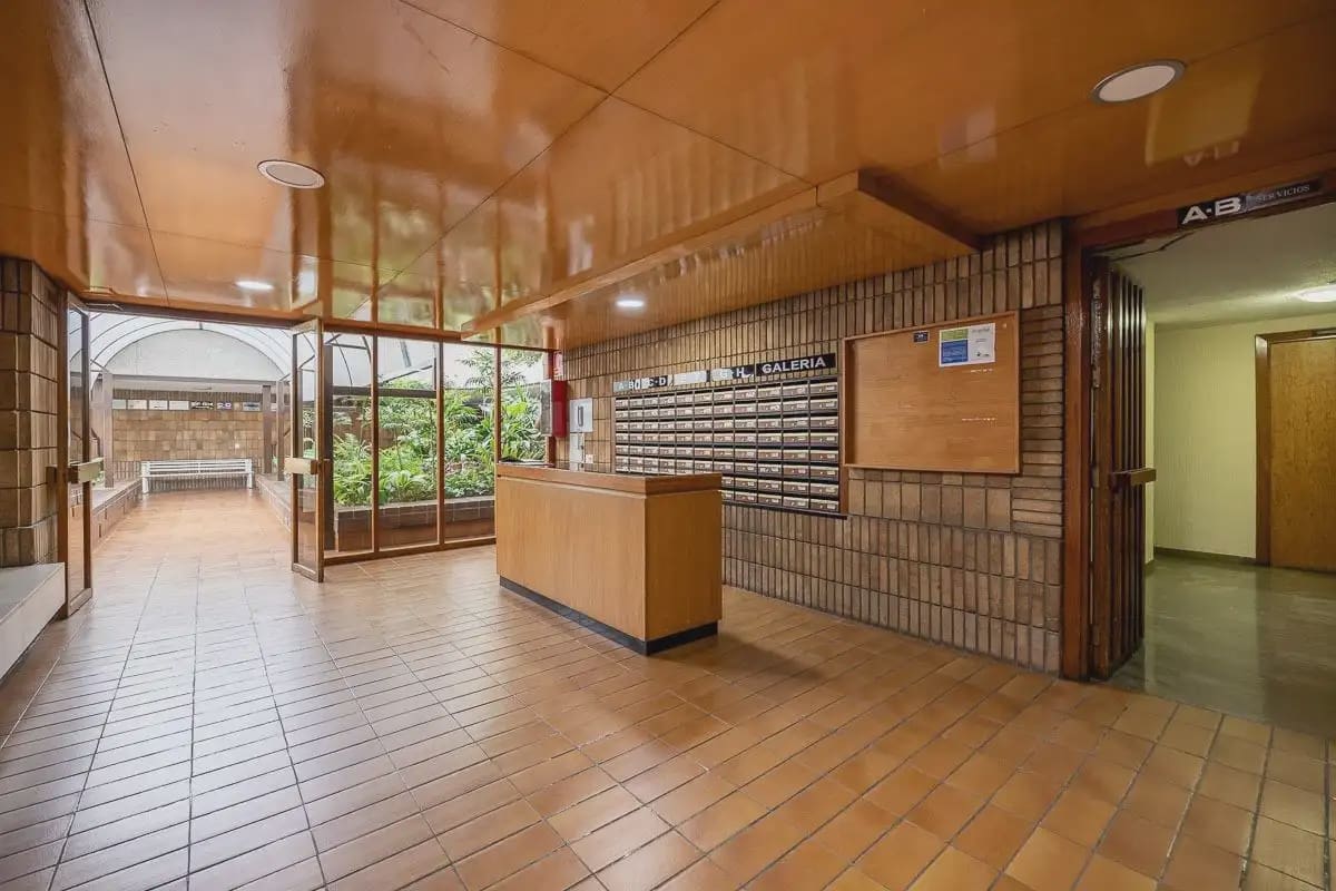Leilighet til salgs i Granada by med garasje - € 385 000 (Ref: 9837670)