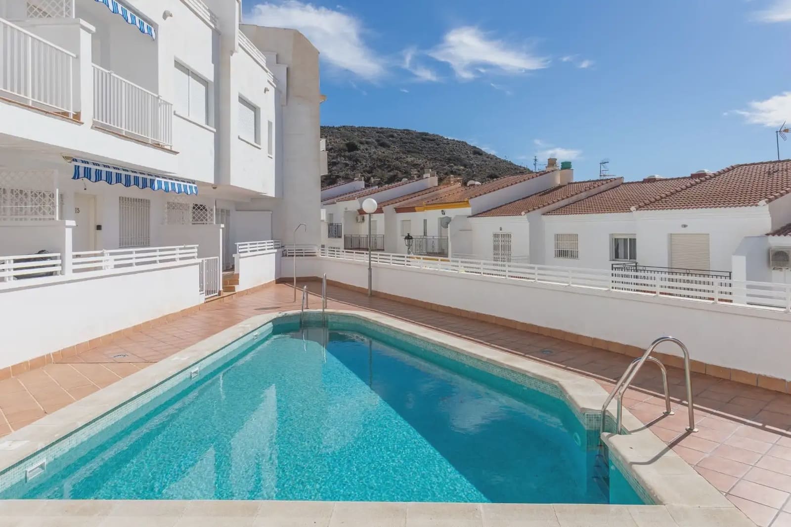 2 bedroom Apartment for sale in Polopos with pool garage - € 132,000 (Ref: 9837671)