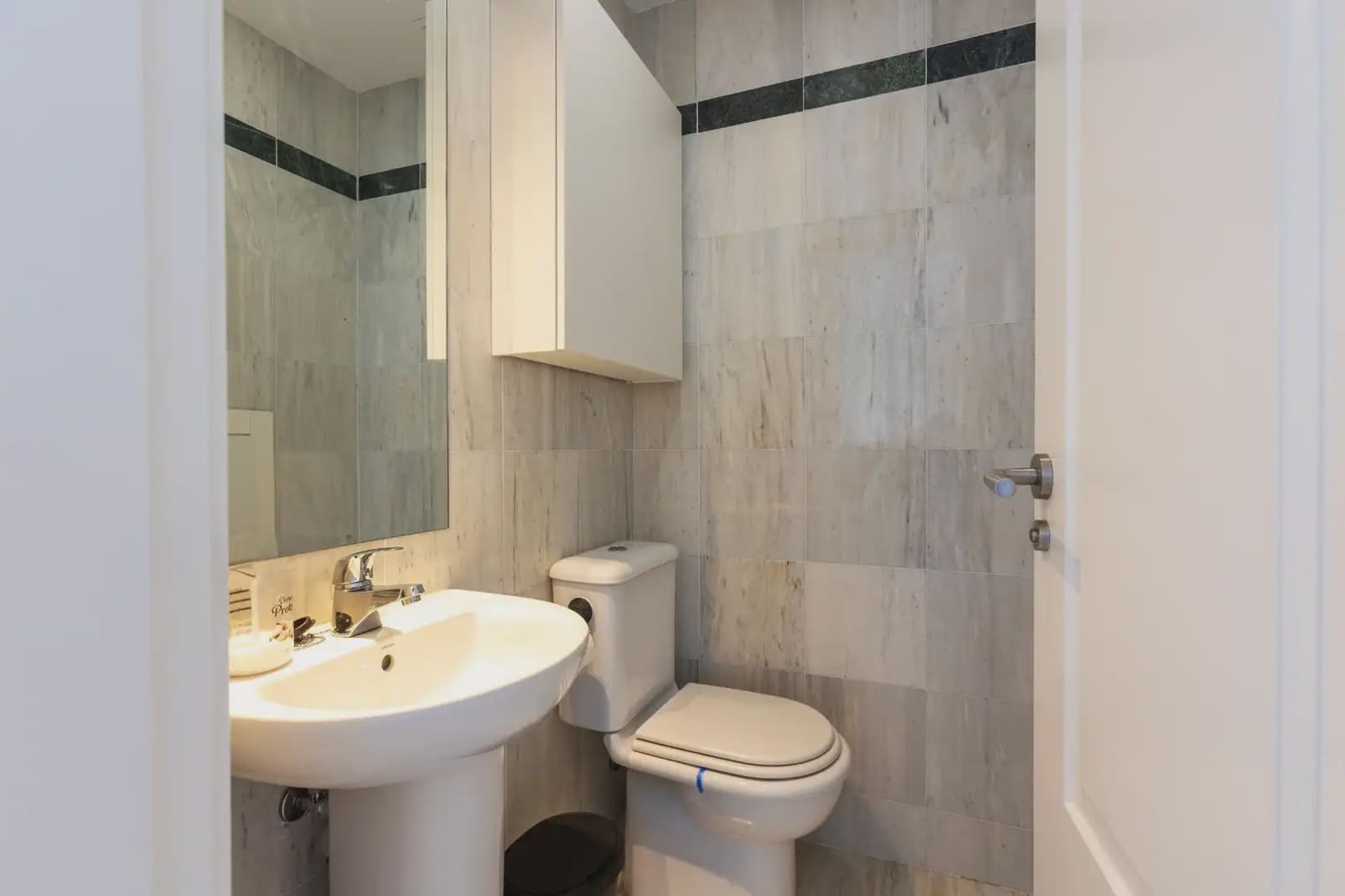 2 bedroom Apartment for sale in Polopos with pool garage - € 132,000 (Ref: 9837671)