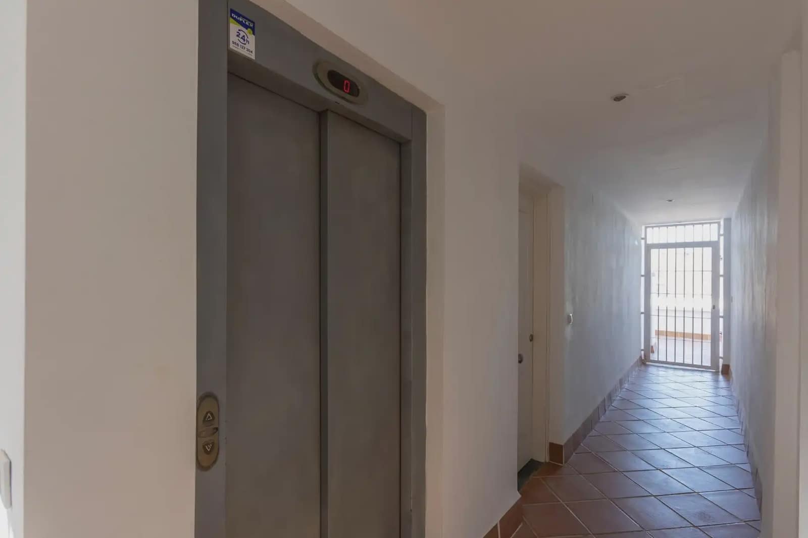 2 bedroom Apartment for sale in Polopos with pool garage - € 132,000 (Ref: 9837671)