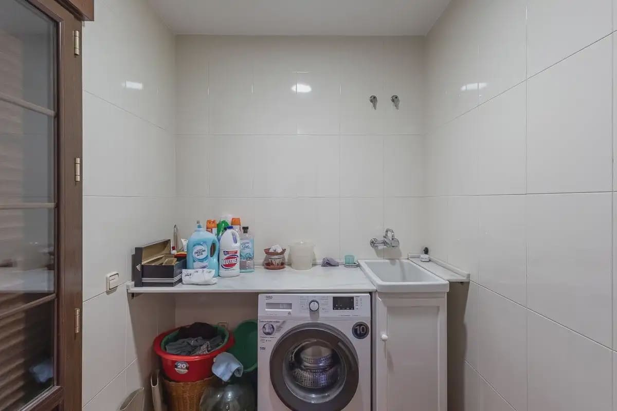 Villa zu verkaufen in Cajar mit Garage - 560.000 € (Ref: 9837673)