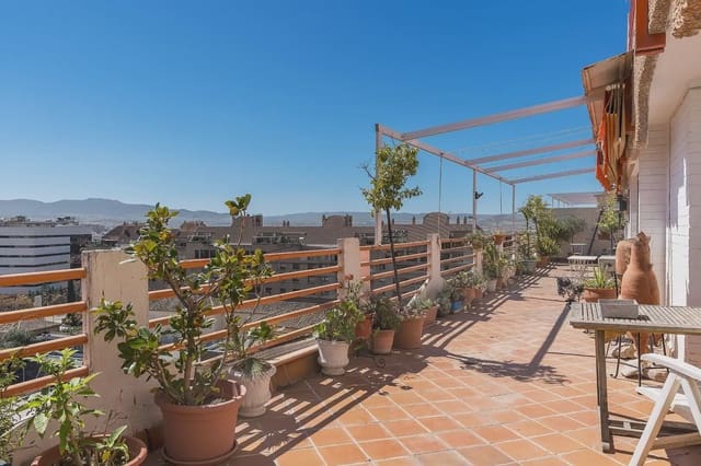 Attico in vendita in San Francisco Javier, Granada città - 850.000 € (Rif: 9837676)