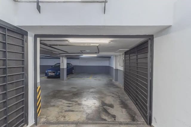 Garage for sale in Albaicin, Granada city - € 30,000 (Ref: 9837677)