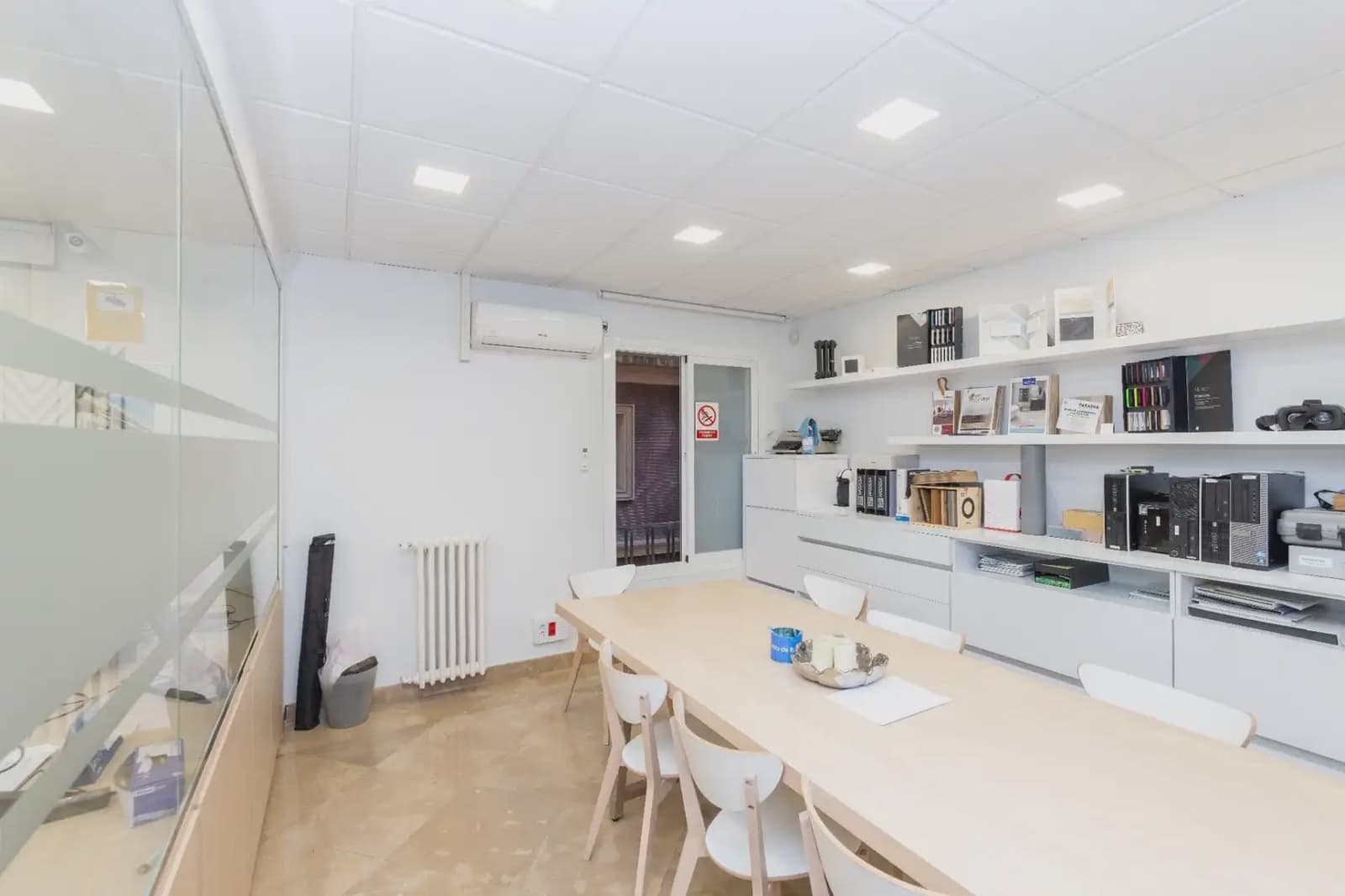 Office for rent in Granada city - € 1,500 (Ref: 9837678)