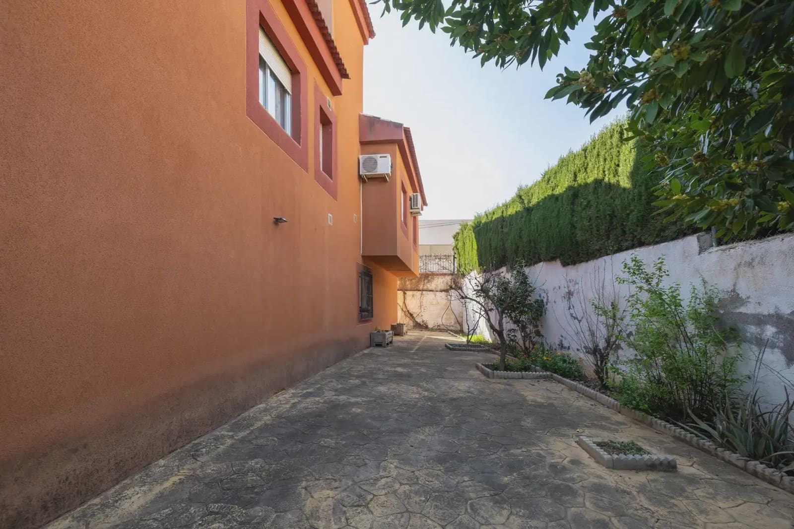 5 slaapkamer Villa te koop in Otura met zwembad garage - € 420.000 (Ref: 9837680)